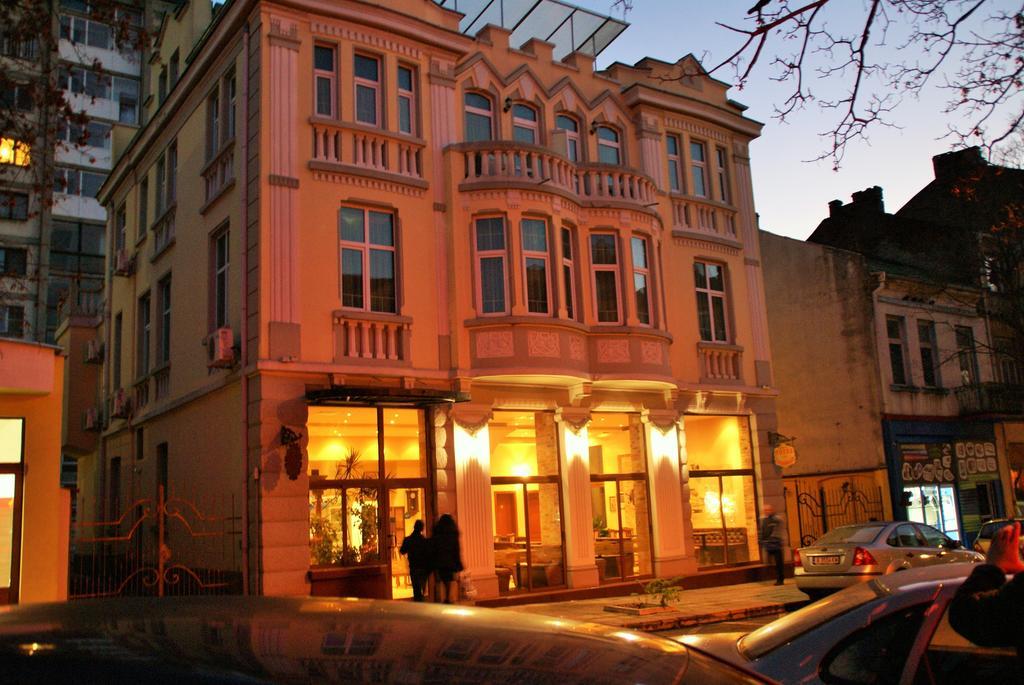 Family Hotel Chiplakoff بورغاس المظهر الخارجي الصورة